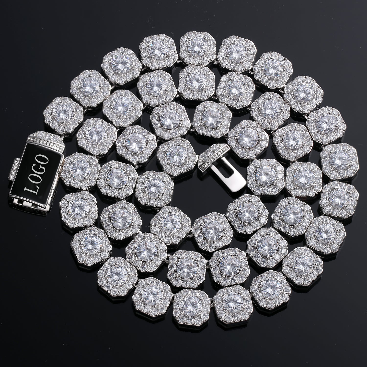 Cushion-Cut Clustered Tennis Chain