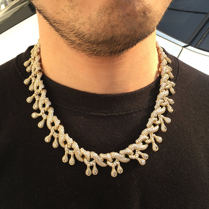 Flipping Dripping Infinity Link Chain