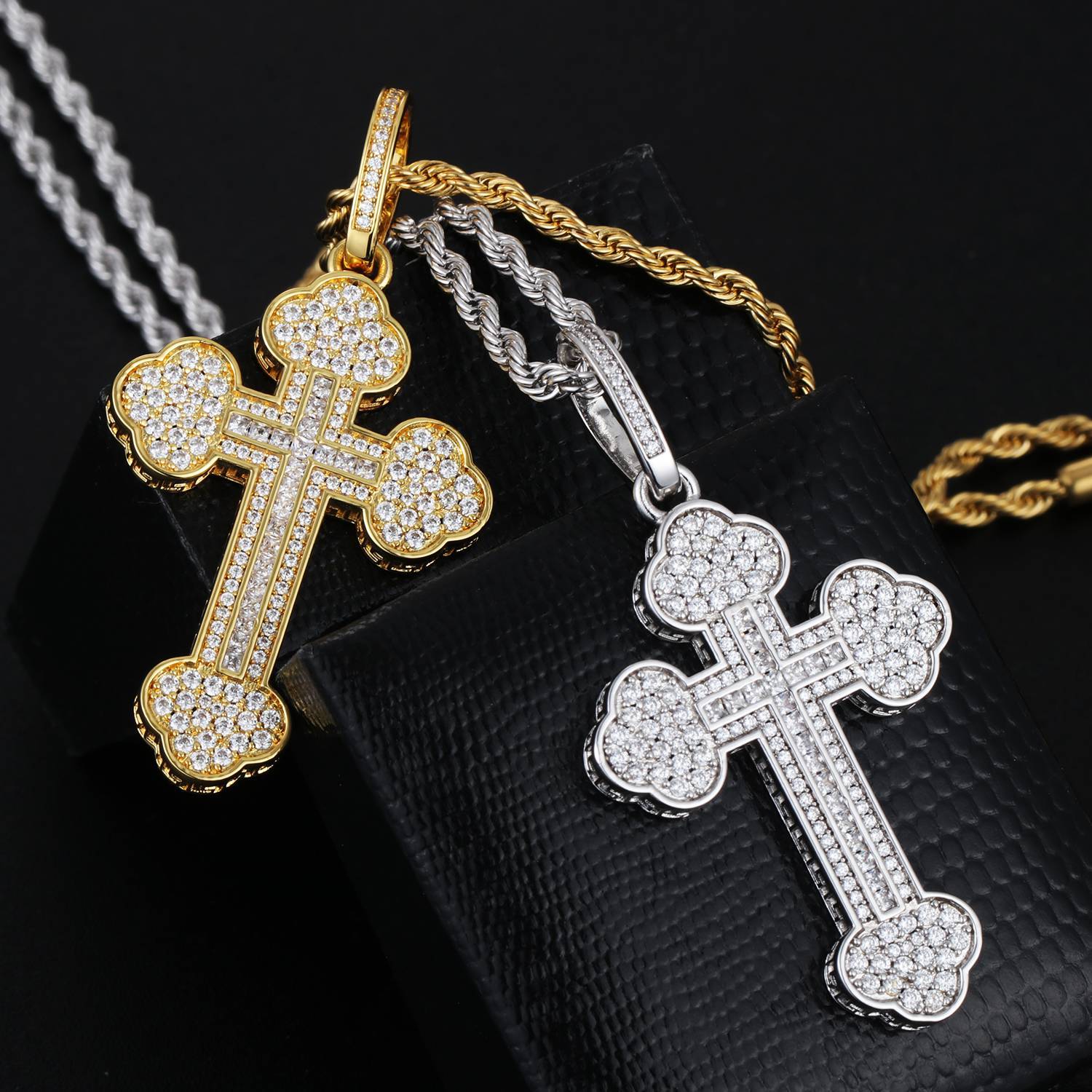 Double-Layered Bottoni Cross Pendant